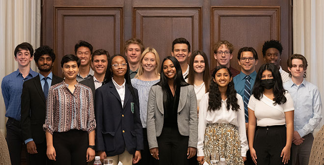 2022 Student Board of Directors at the St. Louis Fed