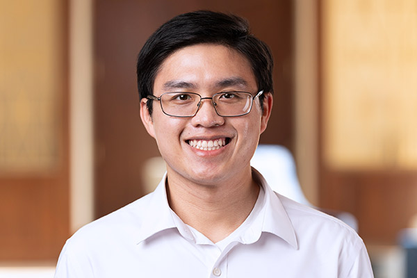Hoang Le