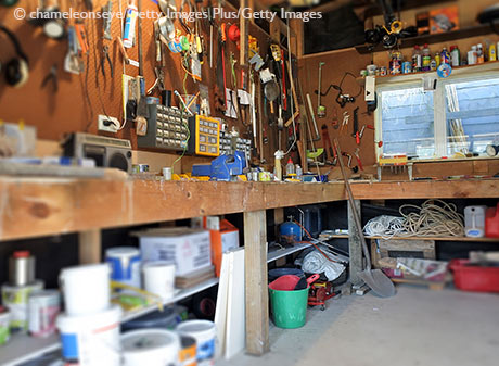 garage workshop