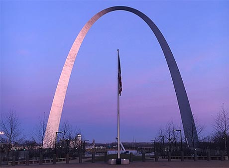 St. Louis Arch with American flag